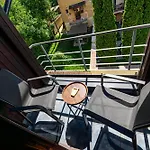 Apartment Escape - & Penthouse *