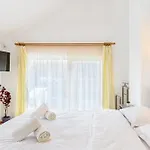 Escape - & Penthouse *