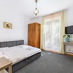 Escape - & Penthouse Apartamento Braşov
