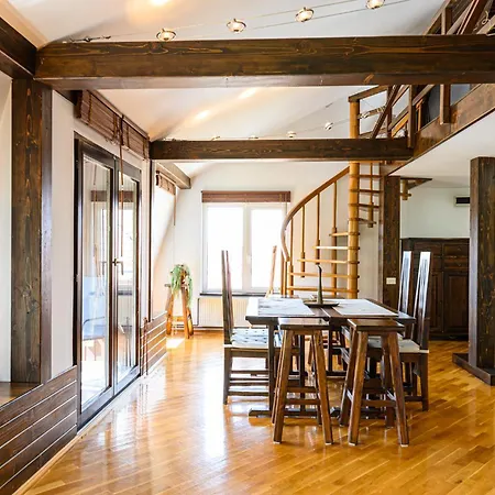 & Penthouse Apartment Brașov