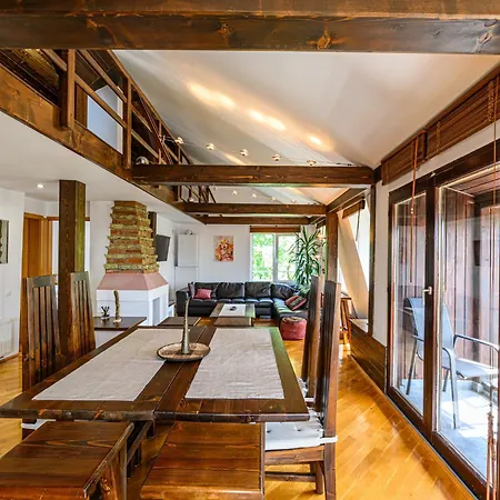 Escape - & Penthouse * Brașov