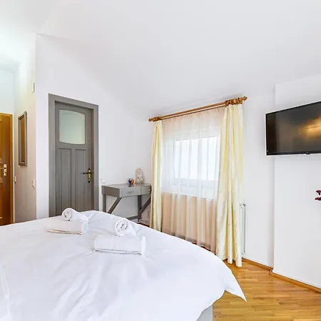Escape - & Penthouse * Braşov