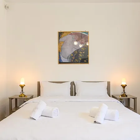 Escape - & Penthouse Daire Braşov