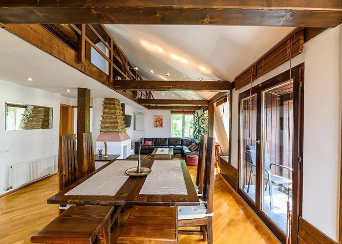 & Penthouse * براشوف