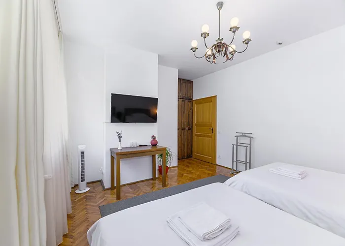 & Penthouse Apartament *